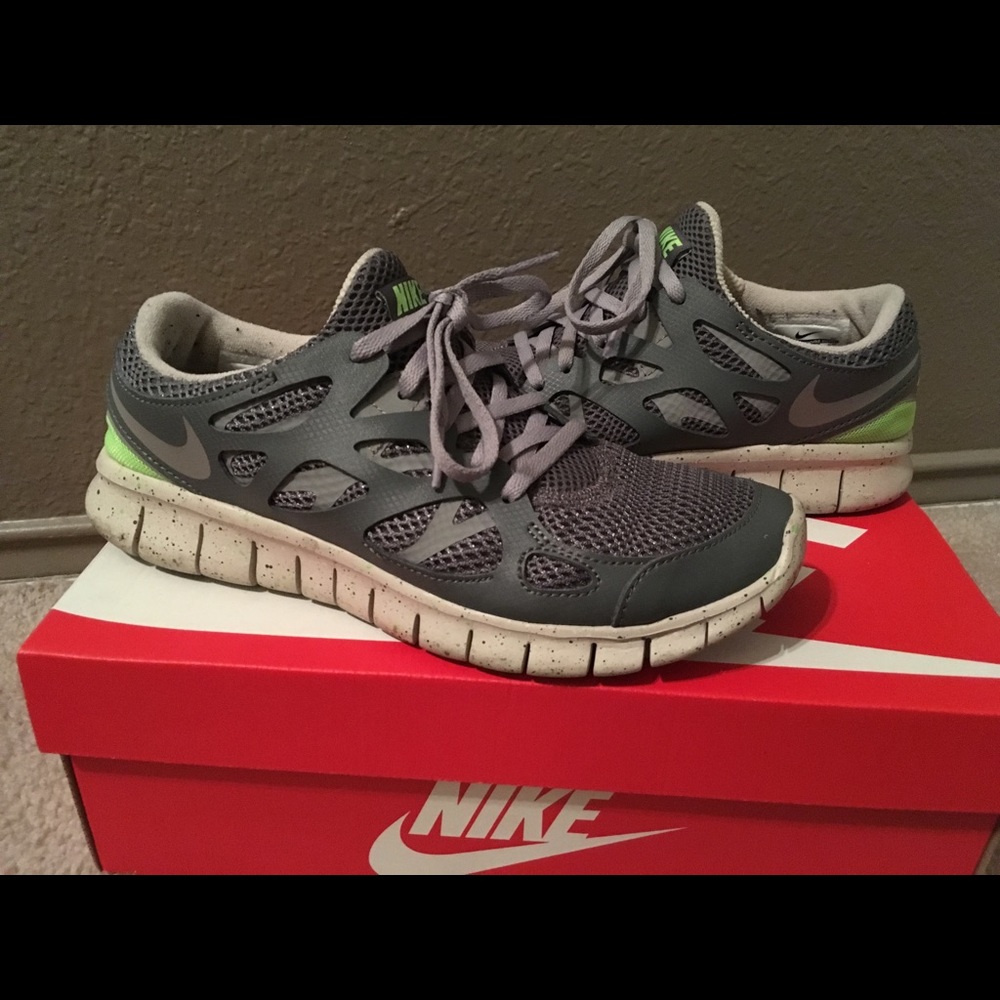 ‼️SALE‼️ Women’s Nike Free Run 2 EXT